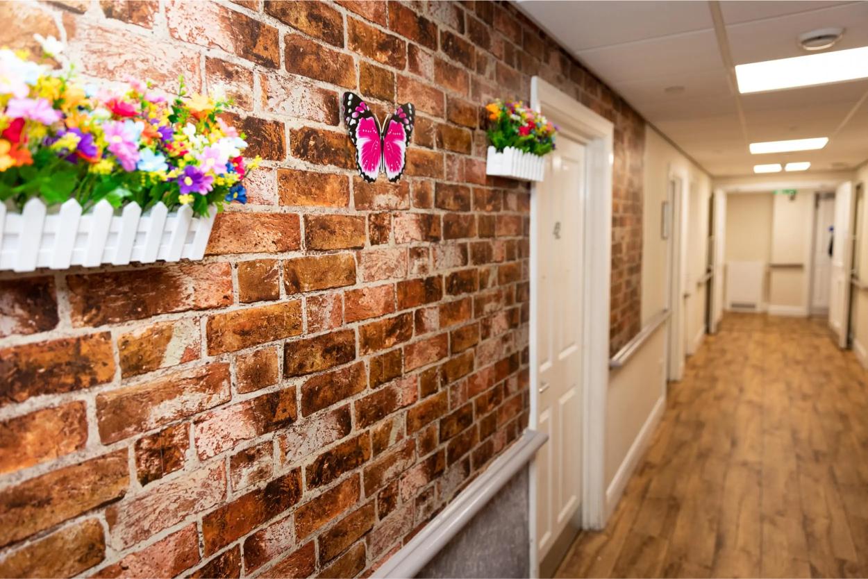 Internal-hallway-of-mayflower-care-home
